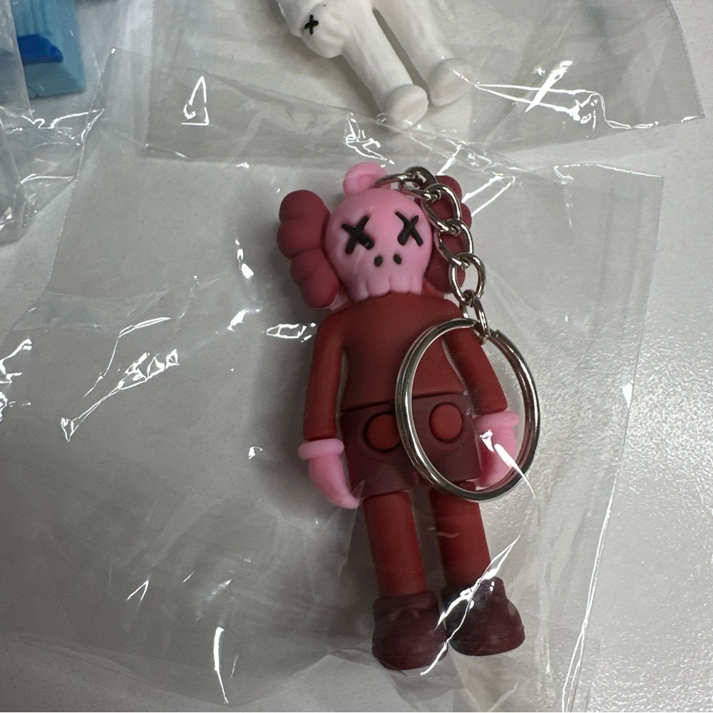 Kaws‎ Keychains Lot of 3, 3 Inch Red, White And Blue Lego NIP - Picture 2 of 5